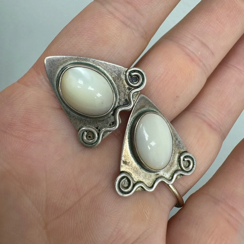 Designer Barbara Sucherman 925 Sterling silver post earrings with opalite 6.1g